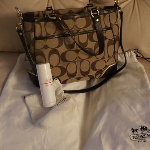 Coach Tote / Purse